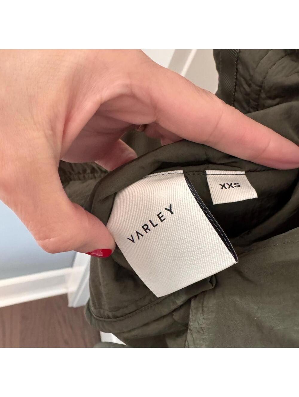 Varley Audrea Reversible Vest - Picture 7 of 7
